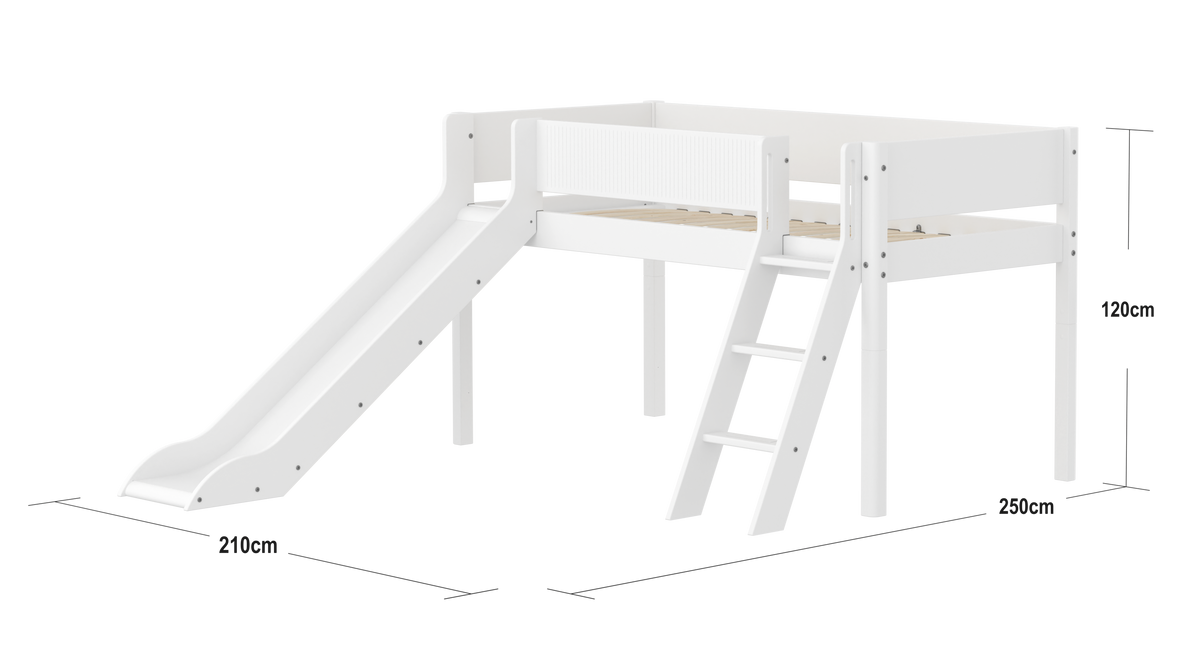 FLEXA WHITE Halvhøj seng 120 cm med rutchebane, skrå stige og grooves sengehest 90x200 cm - Hvid