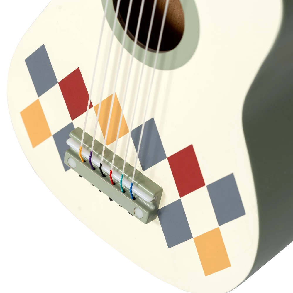 By Astrup Guitar m. 6 strege