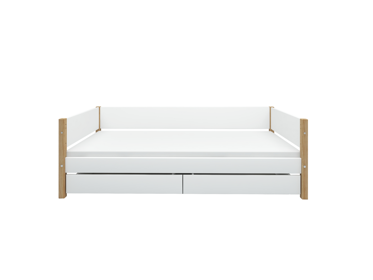 FLEXA NOR Enkeltseng 90x200 cm m. baggavl incl. 2 udtræksskuffer - Hvid/eg