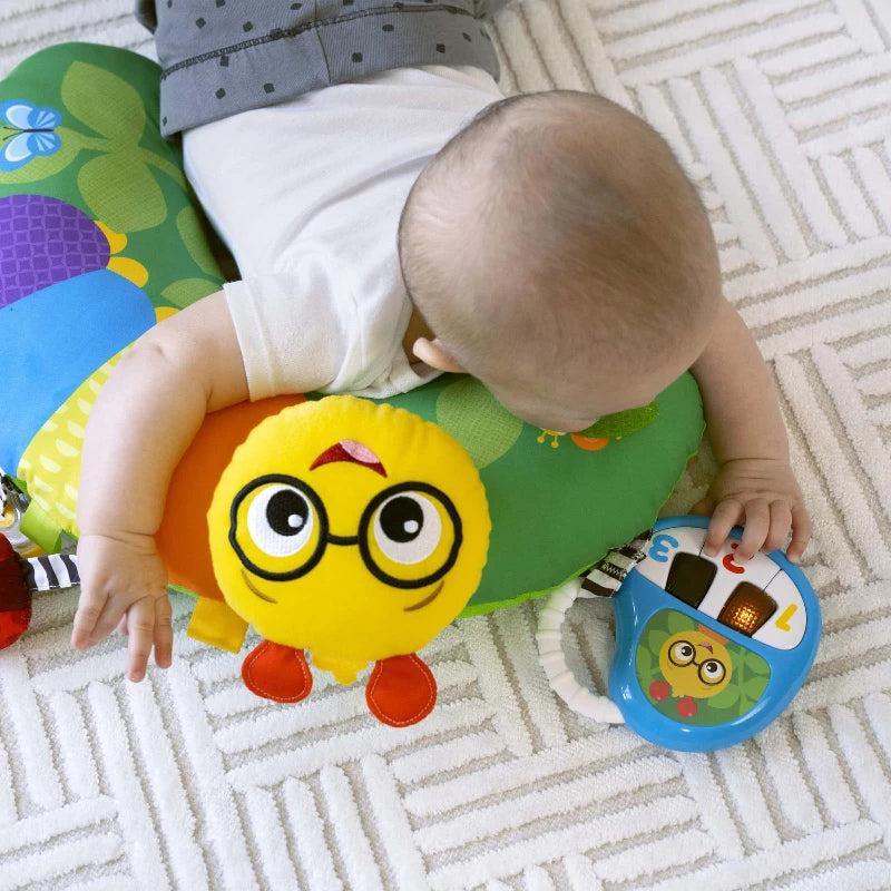 Cal-a-Pillow Tummy time aktivitetslegetøj