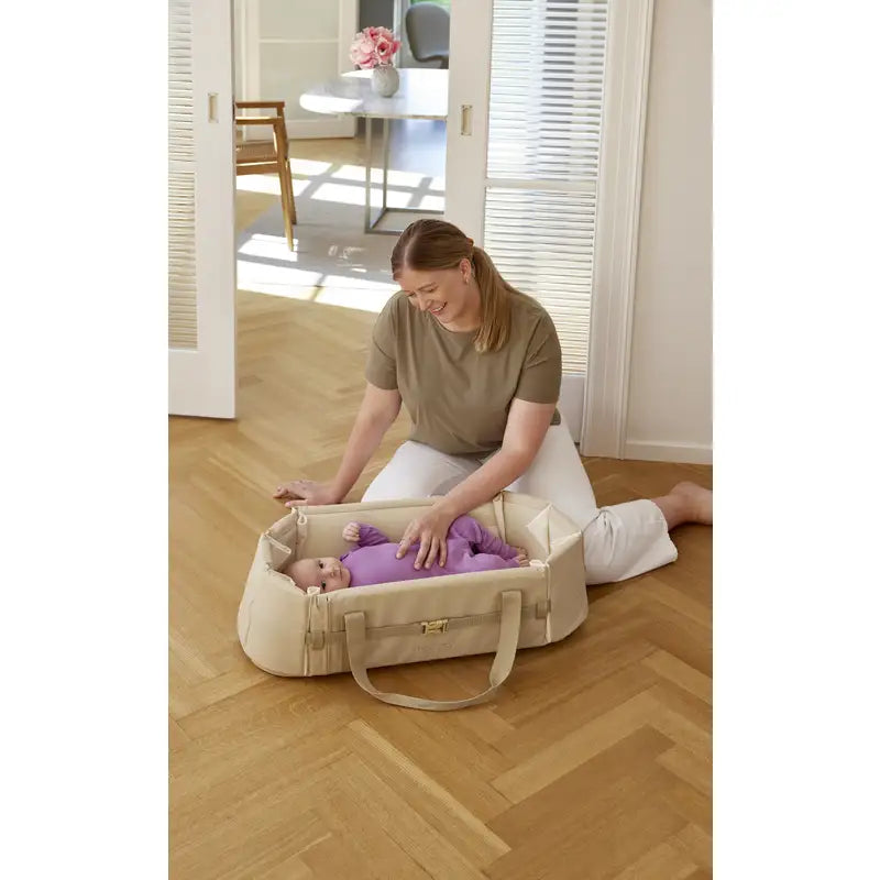 Membantu babylift